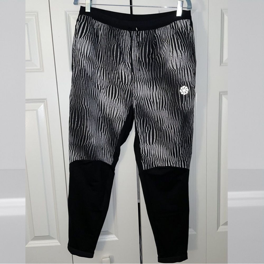 Men’s Nike Pants Size Medium Thermore Phenom Running Track Joggers Windbreakers